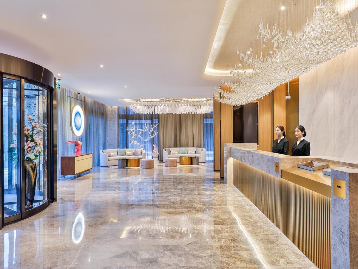 Hotel Orange Crystal 4*