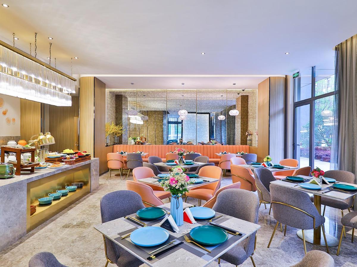 Hotel Orange Crystal 4*